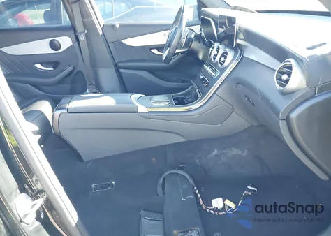 2022 Mercedes-Benz Amg Glc 43 4Matic Coupe z USA, uszkodzony, nr VIN W1N0J6EB1NG059320